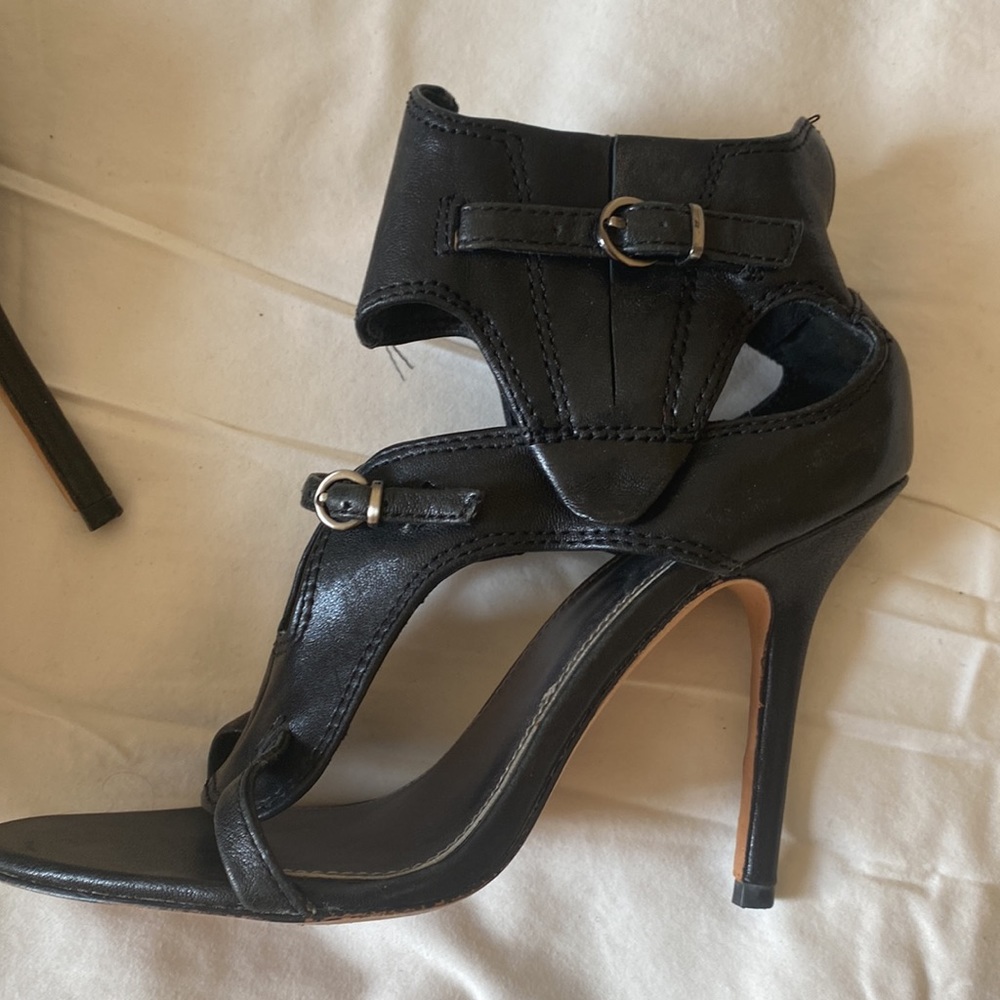 Saks Fifth Avenue Gladiator heel sandal with. 4” heel. Size 7. 1/2. Leather.